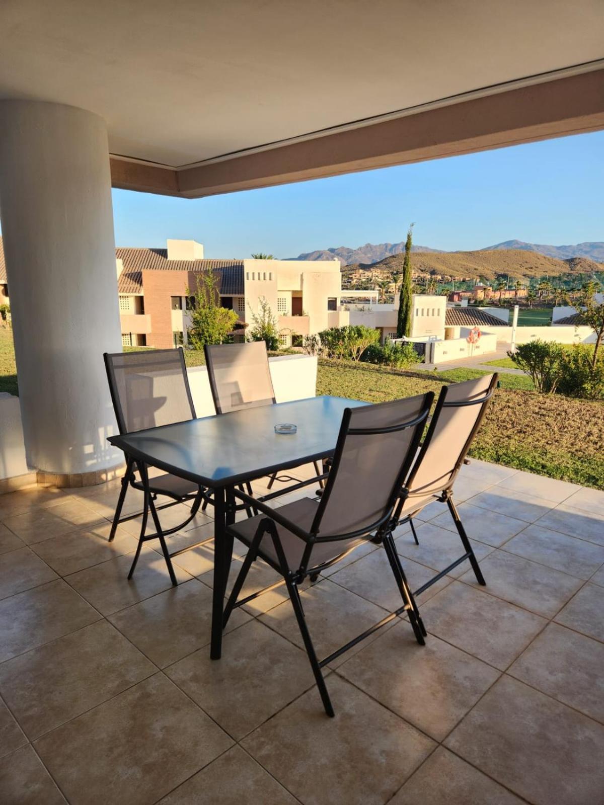 Bajo Con Vistas A La Piscina En Valle Del Este Golf مْبيرا المظهر الخارجي الصورة