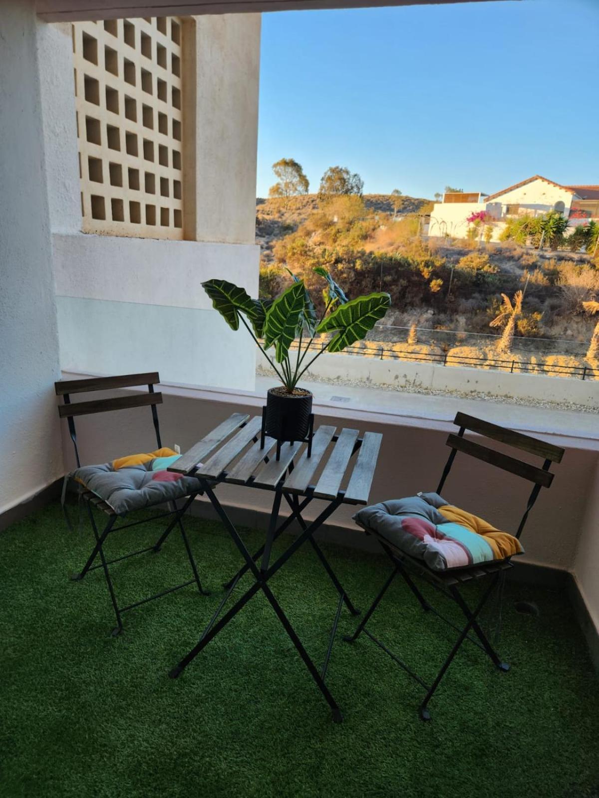 Bajo Con Vistas A La Piscina En Valle Del Este Golf مْبيرا المظهر الخارجي الصورة