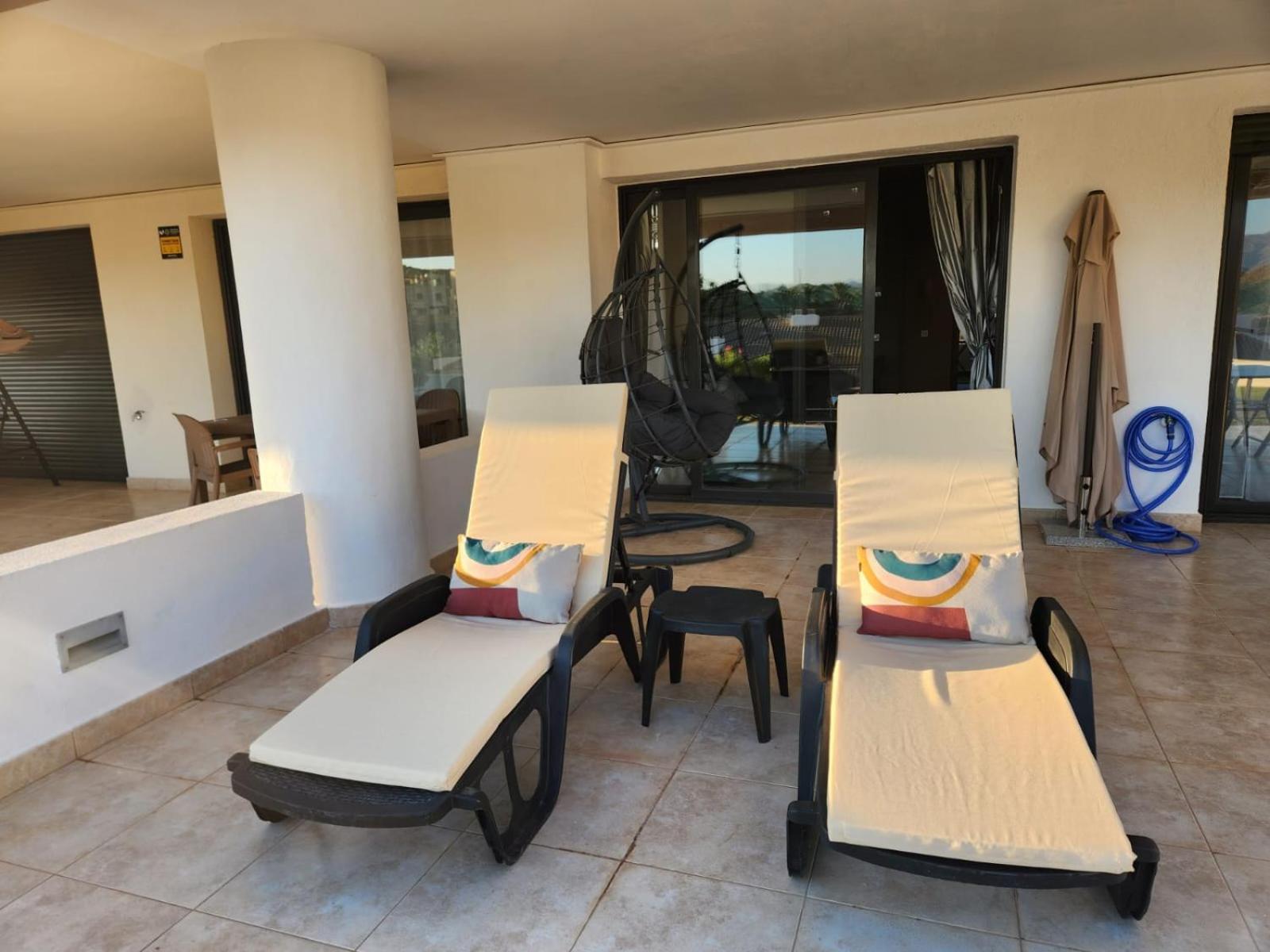Bajo Con Vistas A La Piscina En Valle Del Este Golf مْبيرا المظهر الخارجي الصورة